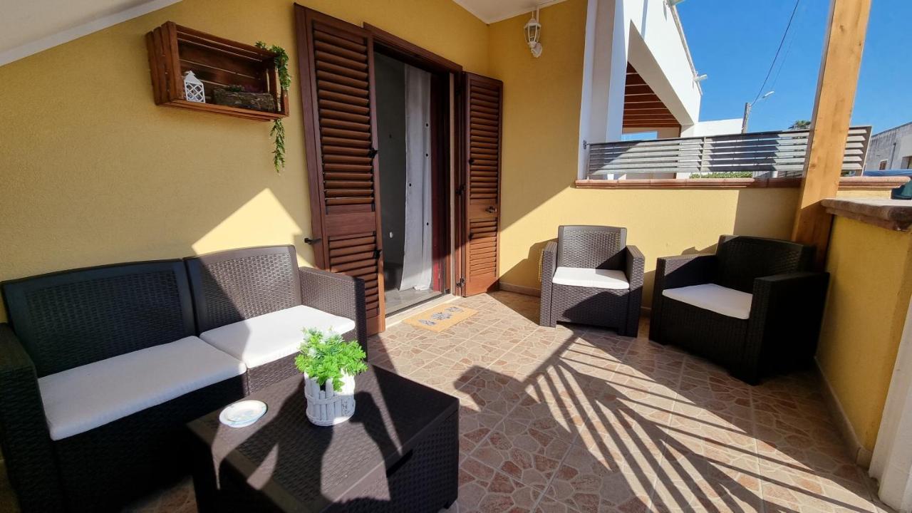La Terrazza Dei Nonni Apartment Torre Specchia Ruggeri Bagian luar foto