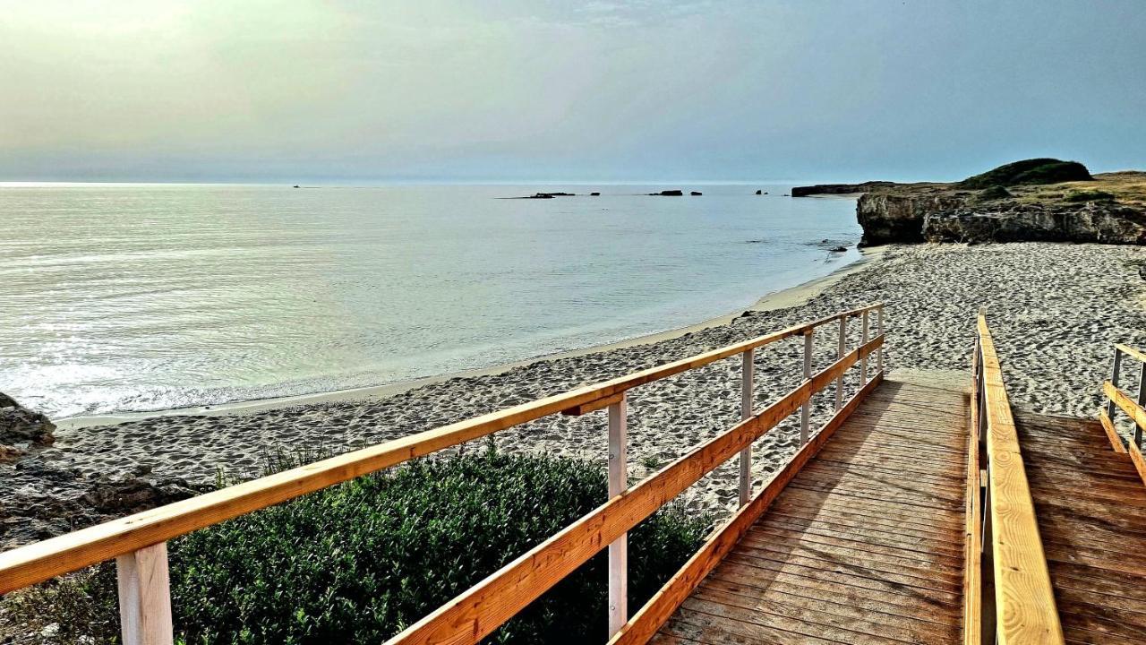 La Terrazza Dei Nonni Apartment Torre Specchia Ruggeri Bagian luar foto